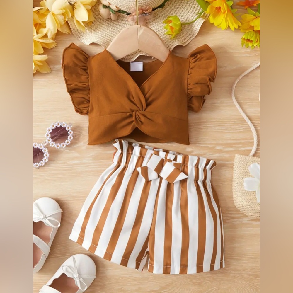 2pcs Baby Girls Solid Twist Fly Sleeve Cotton Top + Striped Bow Shorts Set